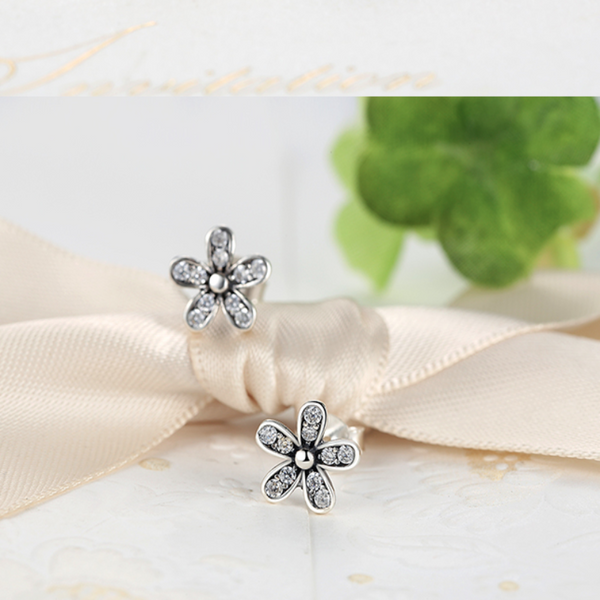 Ronux jewel sparkling sterling silver daisy flower and cubic zirconia stud earrings