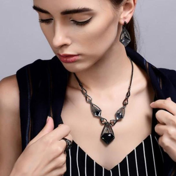 Ronux jewel gun colour modern trendy geometric black necklace for women